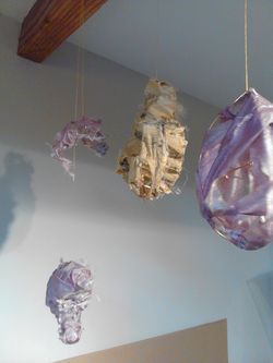 Claire Gauzente en r&eacute;sidence : des Abris pour Grandir